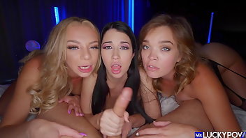 Foursome Blonde Blowjob Brunette Doggystyle 